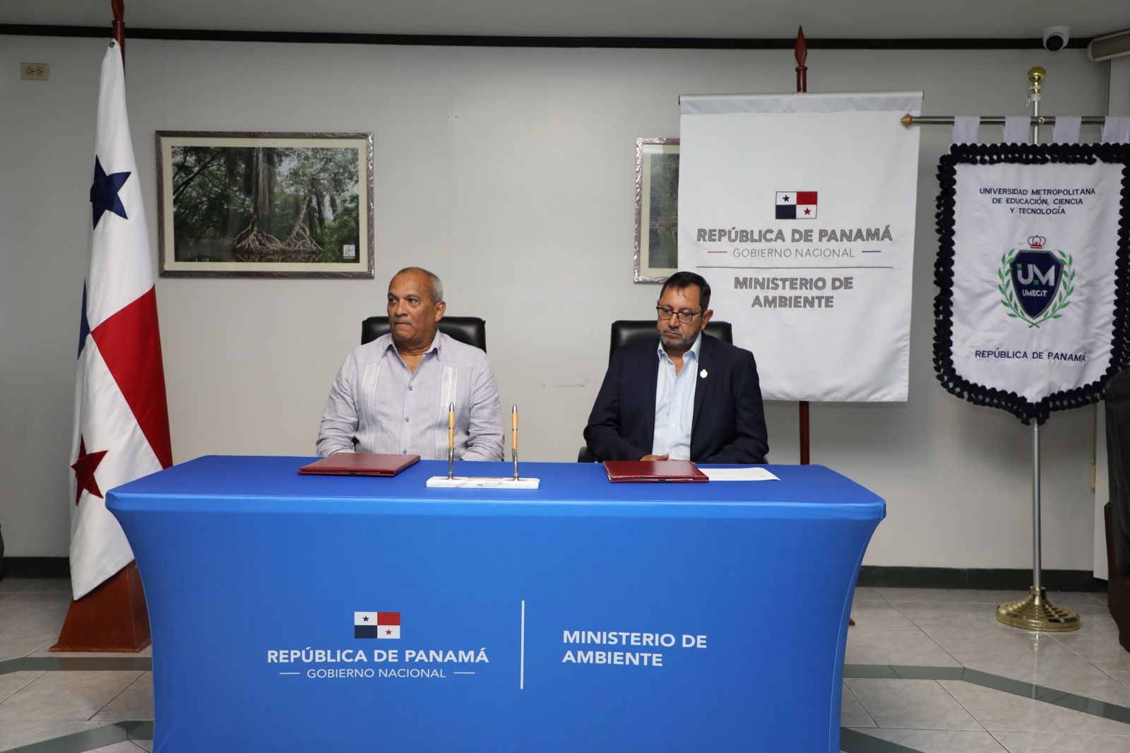 MiAMBIENTE y UMECIT firman convenio para fortalecer capacidades ...